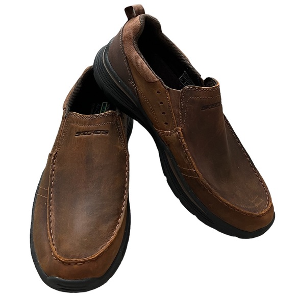Sketchers Relaxed Fit Air Cooled Memory Foam Work Goga Mat Arch Comfort Loafers main image 12